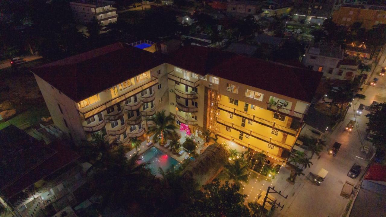 Tropical Palace Hotel San Pedro  Exteriér fotografie