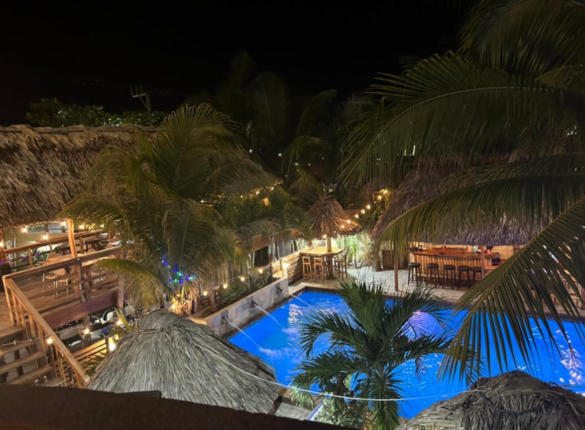Tropical Palace Hotel San Pedro  Exteriér fotografie
